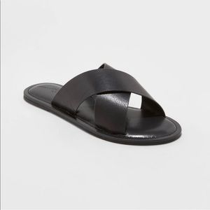 Universal Thread Sandals